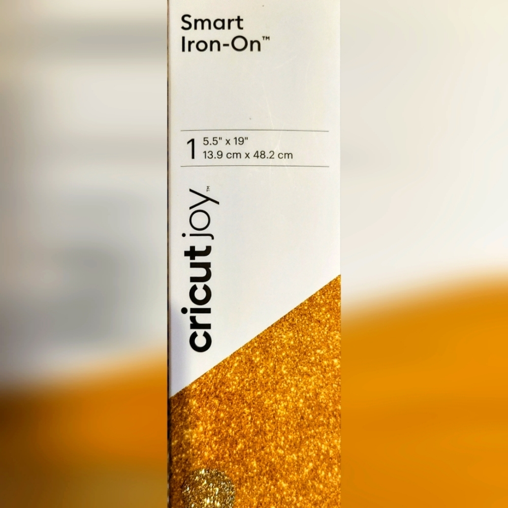 Cricuit Joy Smart Iron-On NWT (gold)